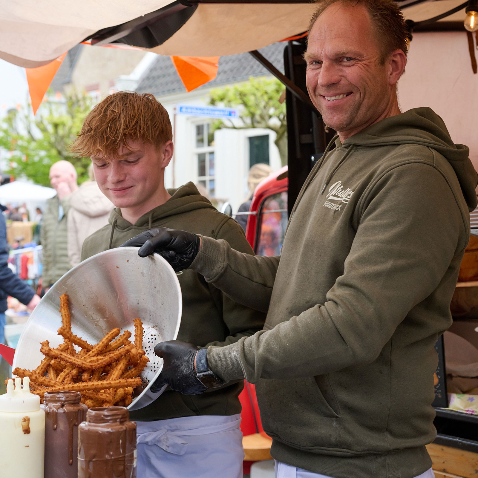 mullersfoodtruck churros foodtruck koningsdag team